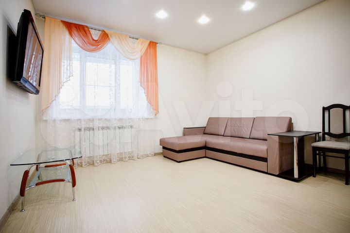 2-к. квартира, 52 м², 2/9 эт.