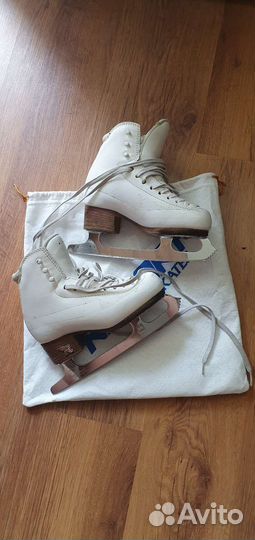 Коньки для фигурного катания Risport