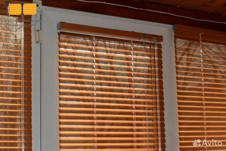 Деревянные жалюзи горизонтальные