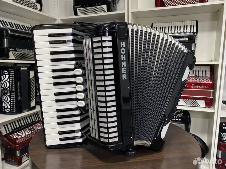 Аккордеон Hohner Concerto III T