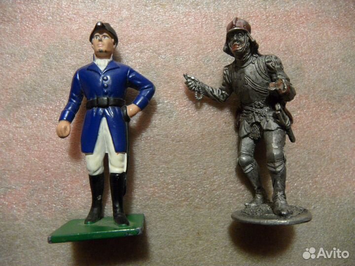 Солдатики рыцари всадники киндер