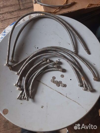 Шланг (подвод) сантехнический