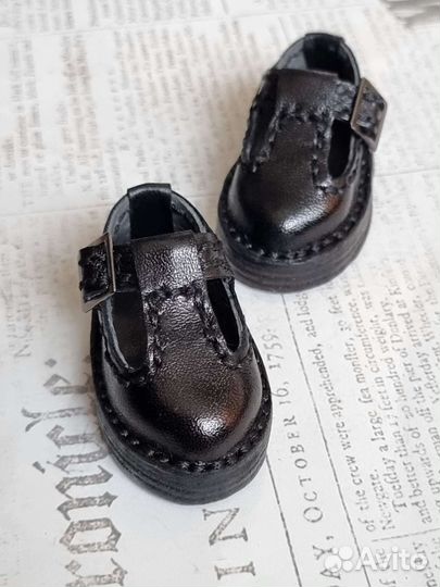 Обувь для кукол