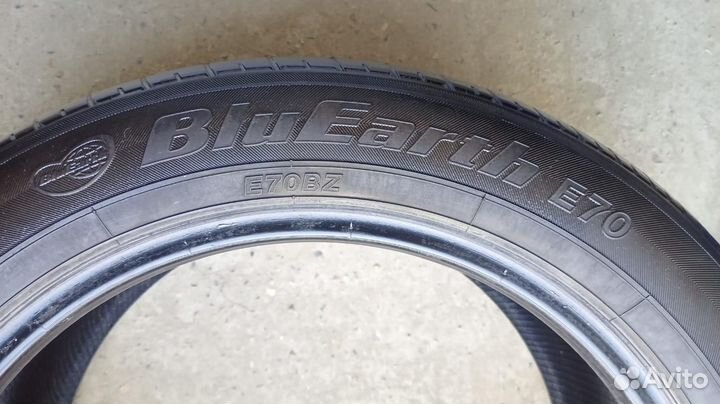 Yokohama BluEarth E70BZ 215/55 R17 94V