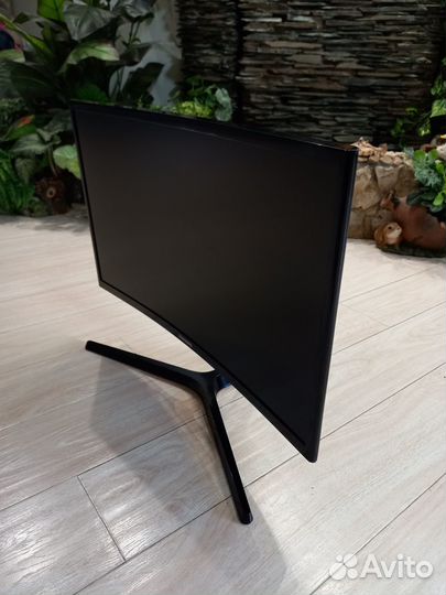 Монитор Samsung C24RG50FQI, 23.5