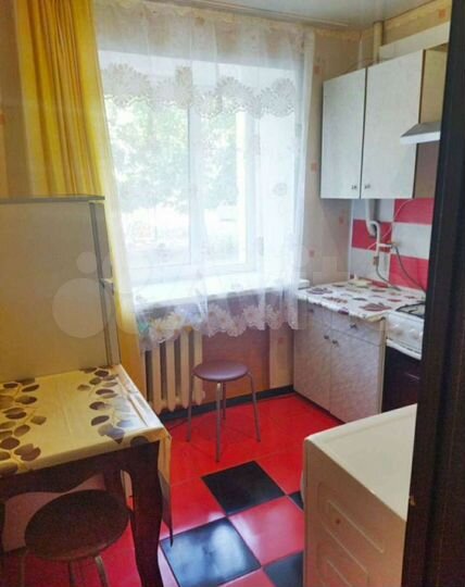 1-к. квартира, 30 м², 1/4 эт.