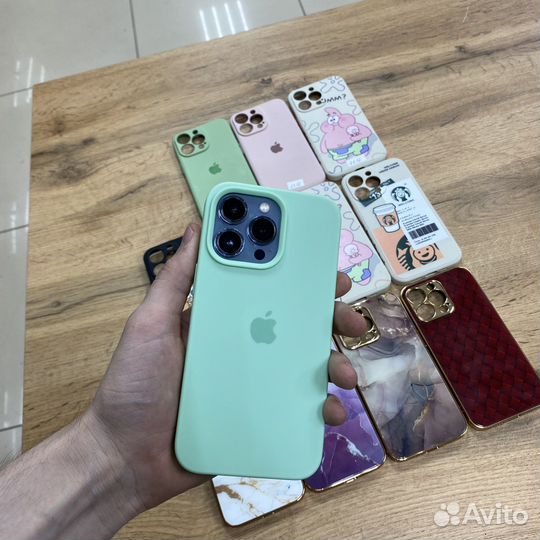 Чехлы на iPhone 13 Pro