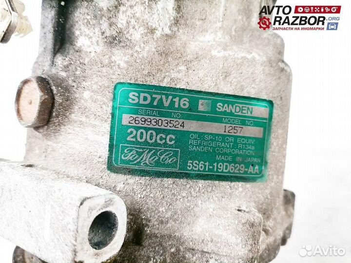 Компрессор кондиционера Ford Fusion 2002