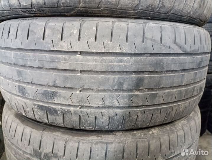 Continental ContiPremiumContact 5 215/55 R17 94V