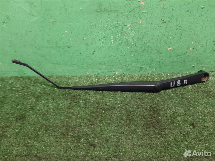 Поводок стеклоочистителя правый Chevrolet Cruze J
