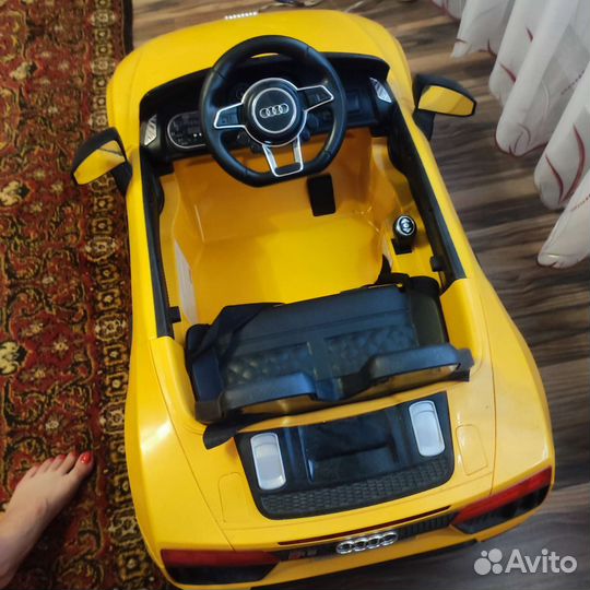 Детский электромобиль бу