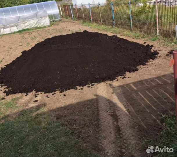 Чернозем валом и в мешках