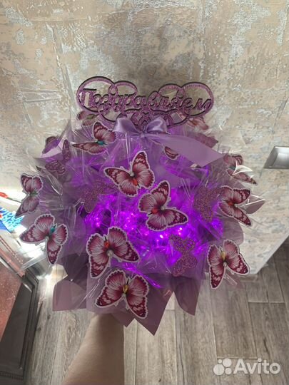 Букет из бабочек в коробке в наличии