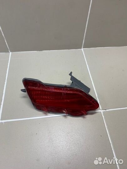 Катафот бампера задний левый Toyota Rav4 XA40 2012