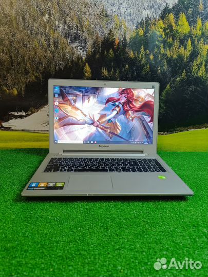 Мощный игровой с подсветкой ноутбук Lenovo