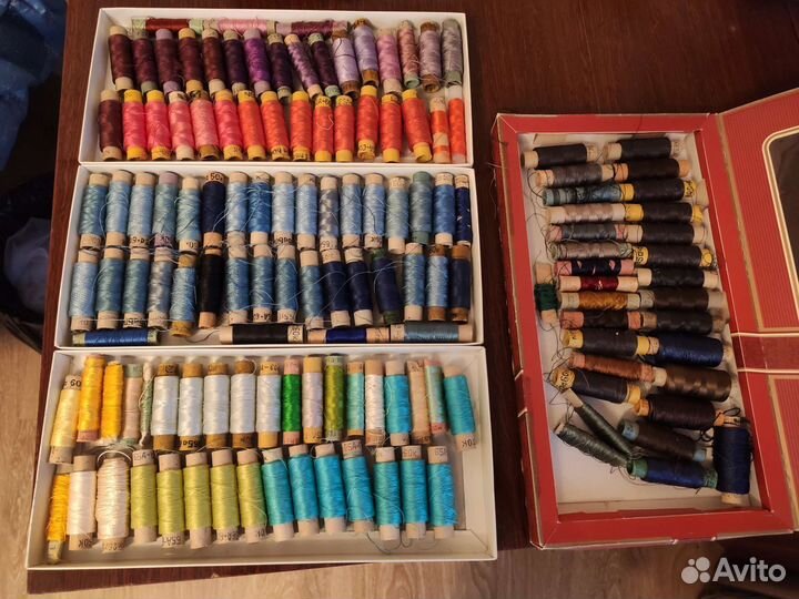 Нитки шелковые швейные СССР. Цена за штуку
