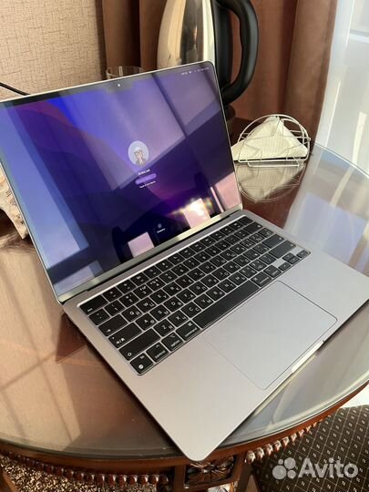 Apple macbook air 13 2022 m2 8 512