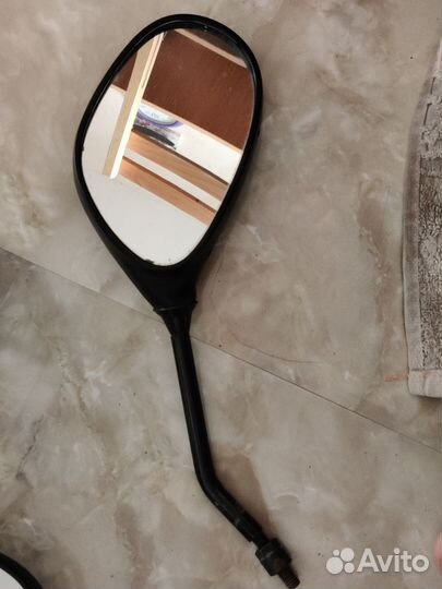 Зеркало заднего вида на скутер,мопед, мотоцикл