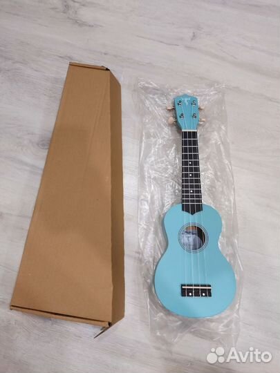 Новое укулеле сопрано Listen