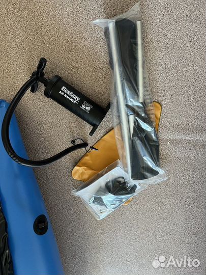 Надувной каяк (байдарка)