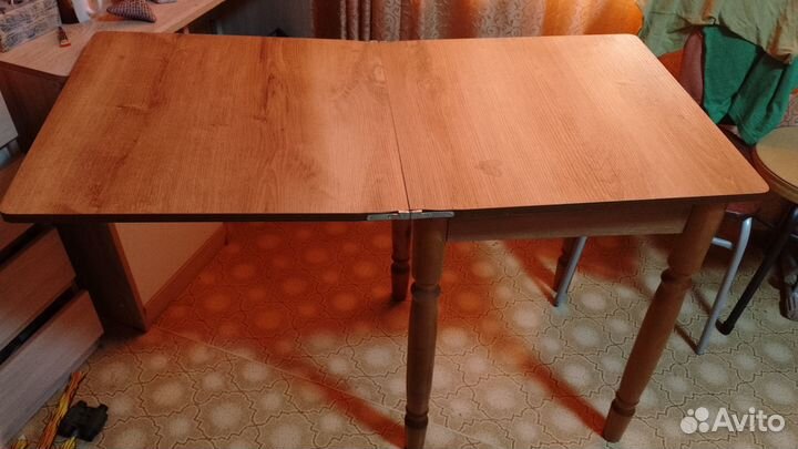 Кухонный стол раскладной