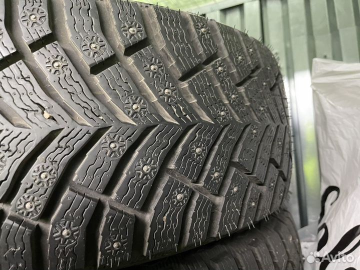 Michelin X-Ice North 4 205/55 R16