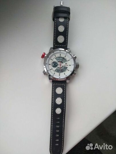Часы weide