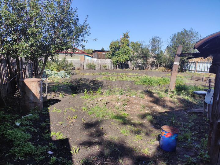 Дом 27,7 м² на участке 6,3 сот.