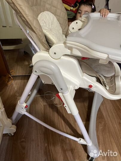 Стульчик для кормления babyton