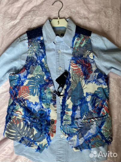 Жилетка выходная новая