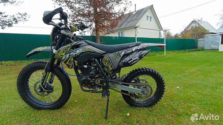 Мотоцикл Bse z1