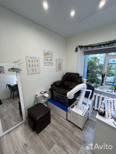 Продам маникюрный кабинет / салон красоты