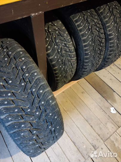 Nokian Tyres Hakkapeliitta 8 SUV 225/60 R17 103T