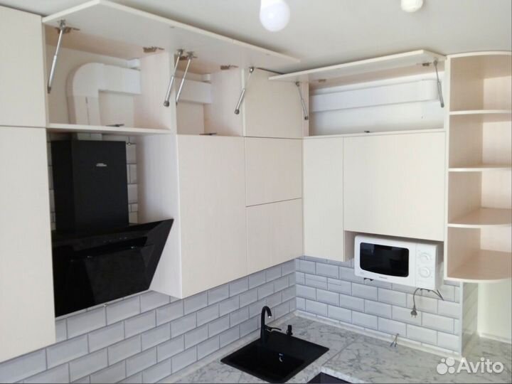 Кухонный гарнирур от фабрики