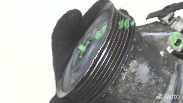 Компрессор кондиционера Toyota Yaris, 2005