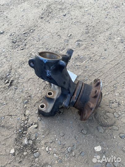 Поворотный левый кулак бмв 7 е83 bmw 7 e83