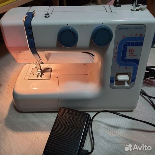 Швейная машина Dragonfly 124