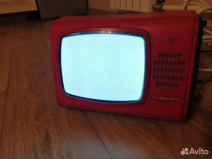 Продам телевизор СССР
