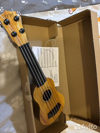 Детская гитара