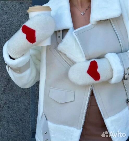 Варежки женские милые