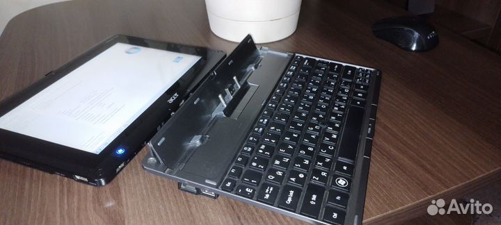 Планшет Acer iconia tab W500