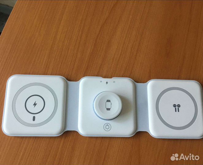 Беспроводная зарядка 3 в 1