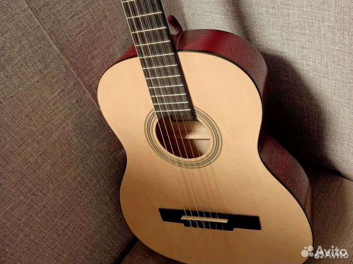 Классическая гитара 3 4