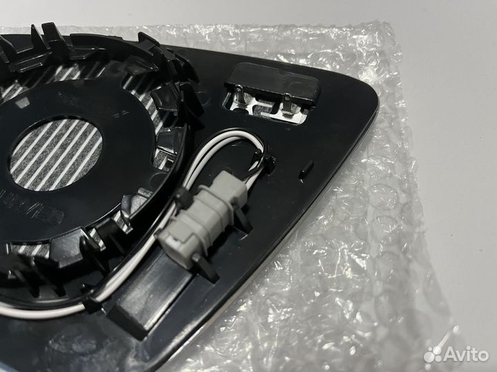 Правое зеркало Mercedes W222 W213 W205 слепые зоны