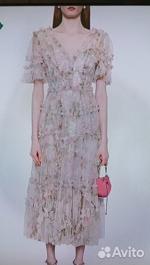 Платье летнее в цветах 44 46