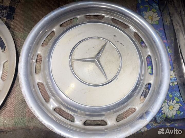 Колпаки R14 Mercedes W123