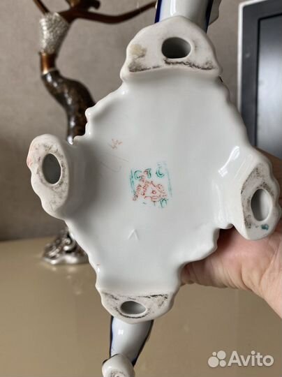 Фарфоровый подсвечник Путти