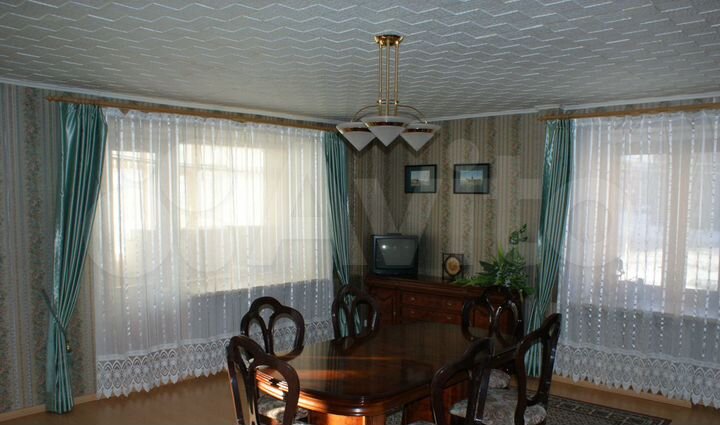 4-к. квартира, 173 м², 2/6 эт.