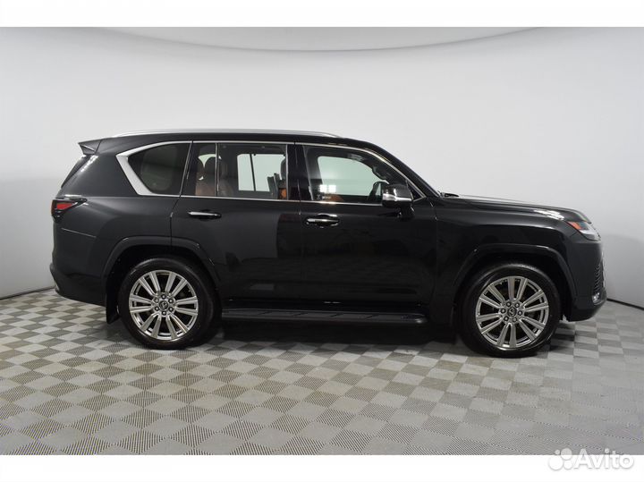 Lexus LX 3.5 AT, 2022