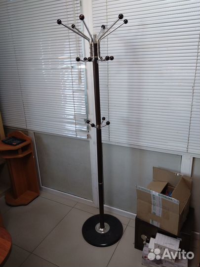 Вешалка напольная бу